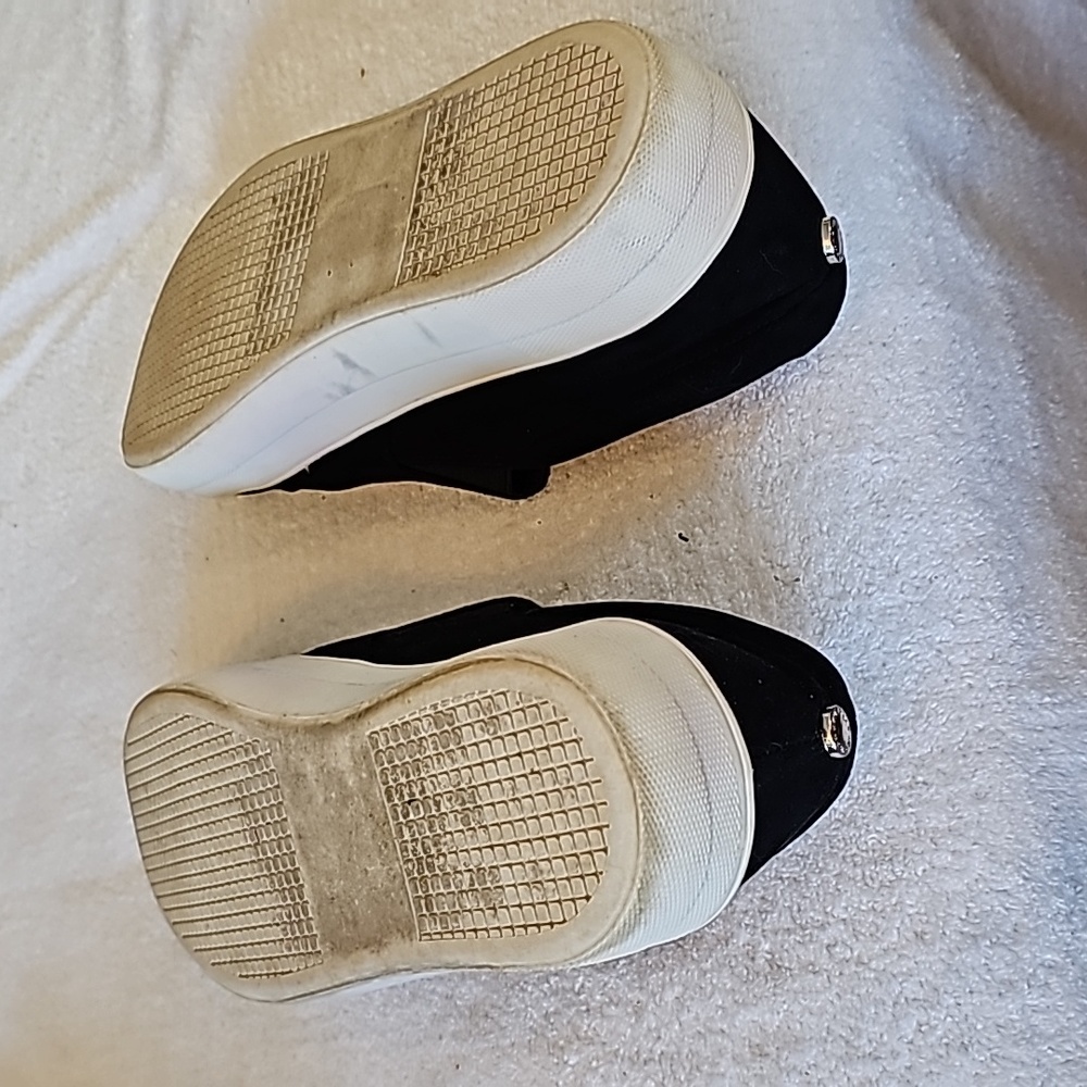 STEVE MADDEN SHOES - Picture 4 of 4